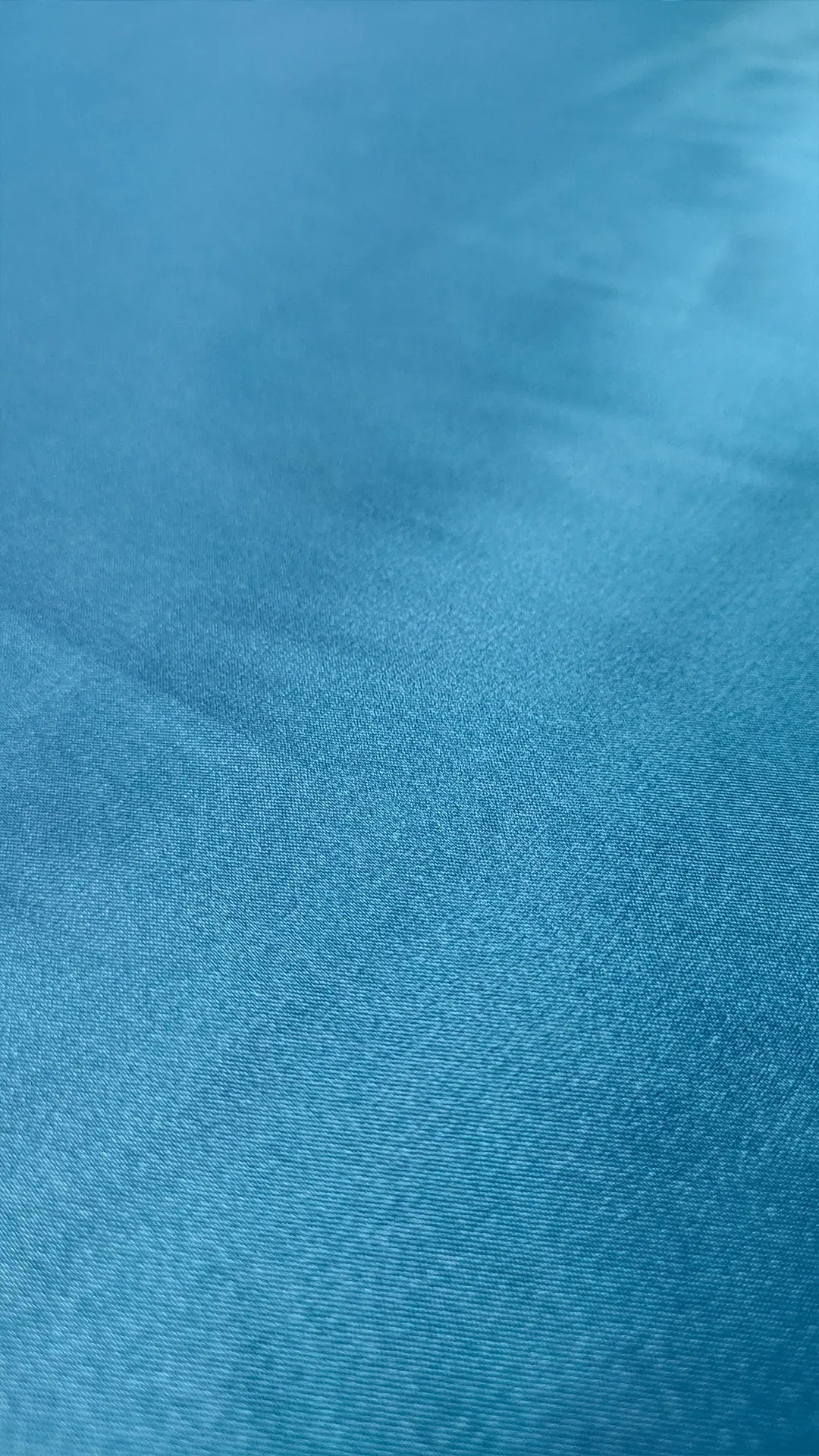 Material elastic satin bleu ciel